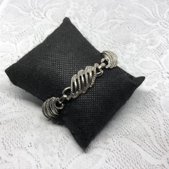 VINTAGE swirl twist metal chain link bracelet costume silver tone - Picture 5 of 5